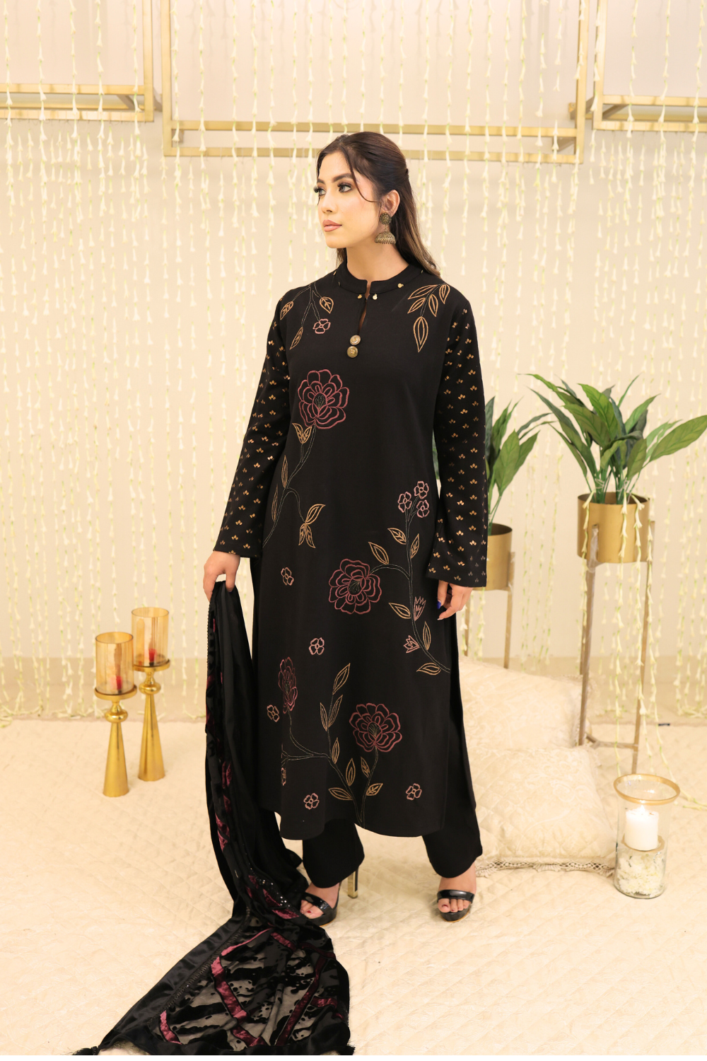 BLACK DUPATTA KURTI SET