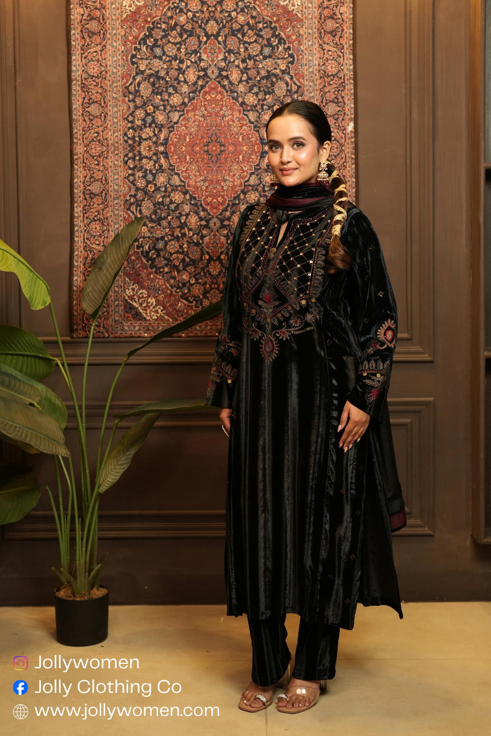 BLACK LUXURY KURTA SET