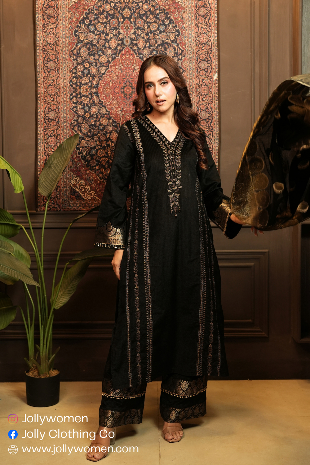 BLACK LUXURY KURTA SET